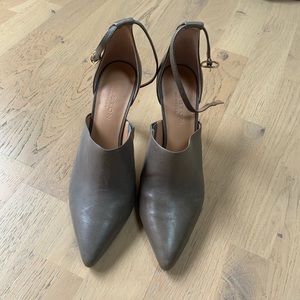 Halston Heritage Chloe Leather Pump